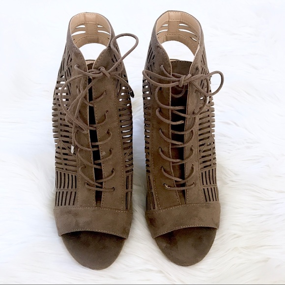 Sam Edelman Lace Up Heels - Picture 3 of 8